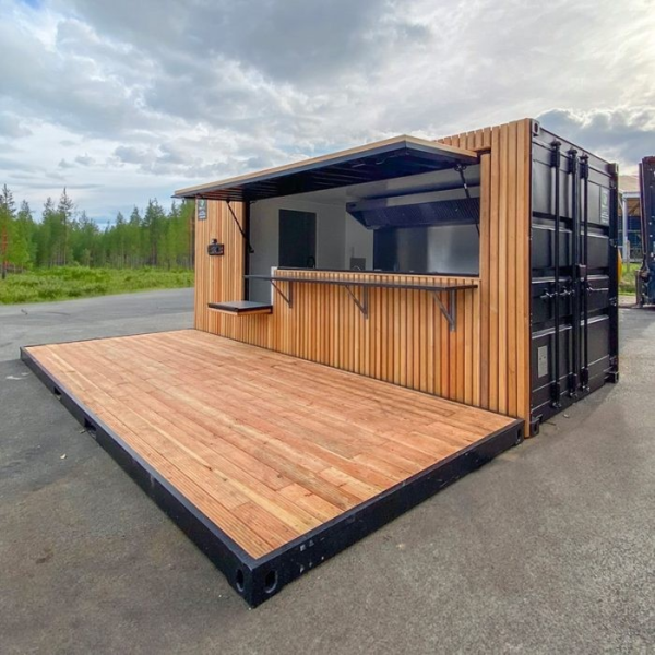 Ausgestattete Container