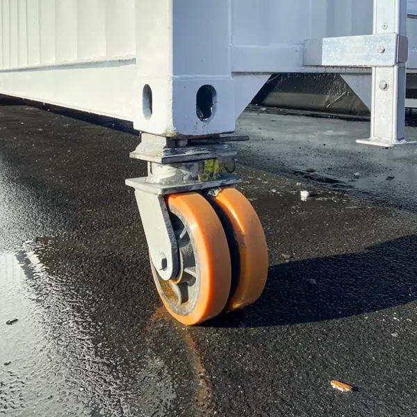 Rollen für Container